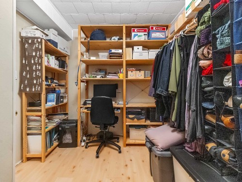 352 38Th Avenue E, Vancouver, BC 