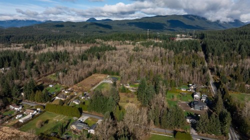 25537 130 Avenue, Maple Ridge, BC 