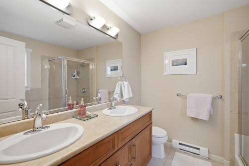 7-4910 Central Avenue, Delta, BC 