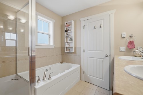 7-4910 Central Avenue, Delta, BC 