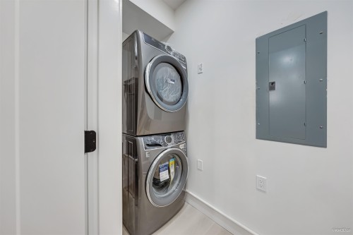 6728 Heather Street, Vancouver, BC 