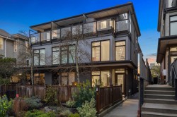 1847 Adanac Street  Vancouver, BC V5L 2E1