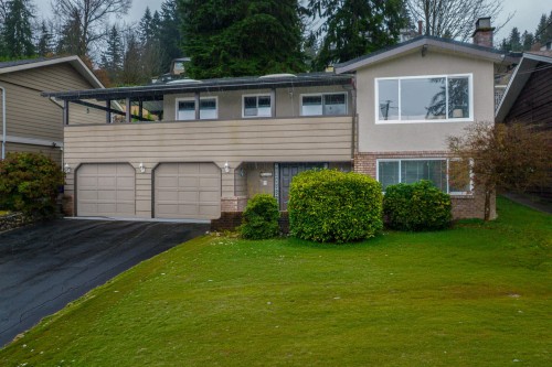 3361 Viewmount Place  Port Moody, BC V3H 2L6