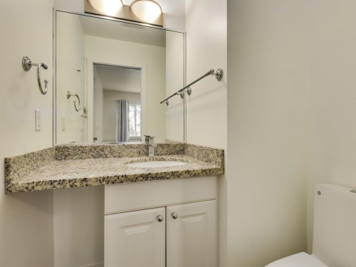 2241 43Rd Avenue E, Vancouver, BC 