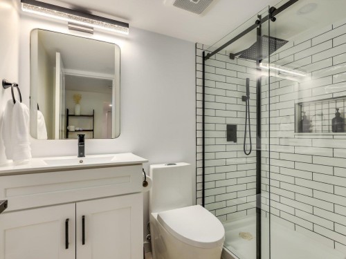 2241 43Rd Avenue E, Vancouver, BC 