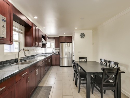 2241 43Rd Avenue E, Vancouver, BC 