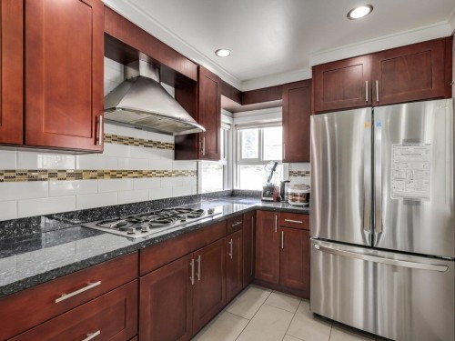 2241 43Rd Avenue E, Vancouver, BC 