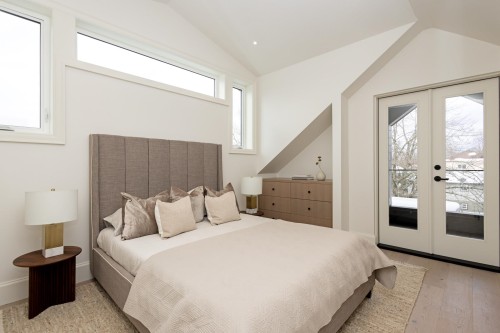 2380 5Th Avenue E, Vancouver, BC 