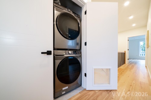 2837 31St Avenue W, Vancouver, BC 