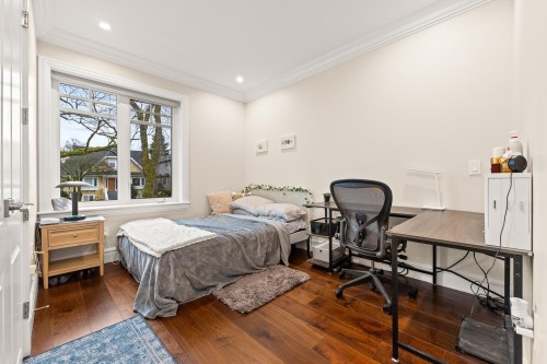 4307 13Th Avenue W, Vancouver, BC 
