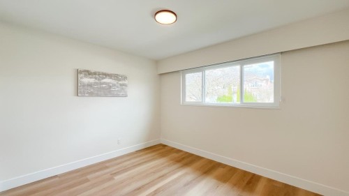 320 57Th Avenue E, Vancouver, BC 