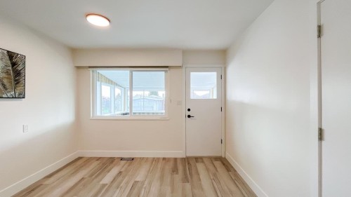 320 57Th Avenue E, Vancouver, BC 