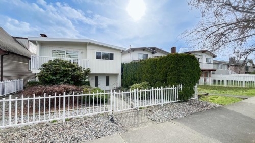 320 57Th Avenue E, Vancouver, BC 