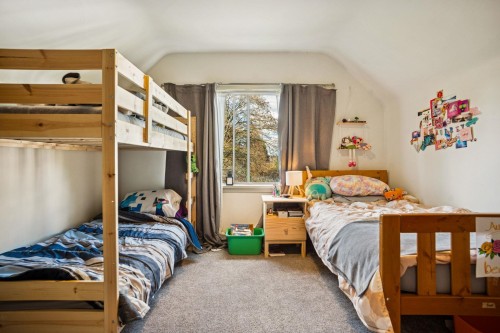 475 27Th Avenue W, Vancouver, BC 