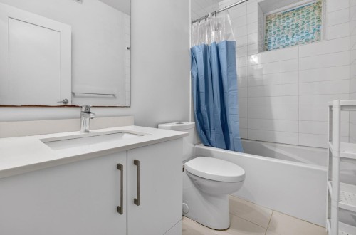 5685 Killarney Street, Vancouver, BC 