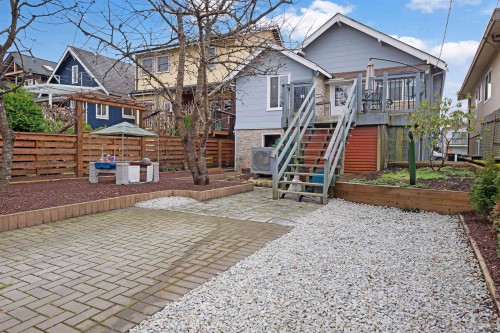 2675 Dundas Street, Vancouver, BC 