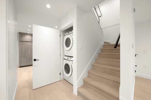 1161 Keefer Street, Vancouver, BC 