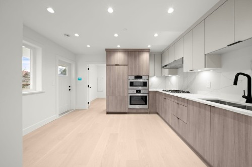 1161 Keefer Street, Vancouver, BC 