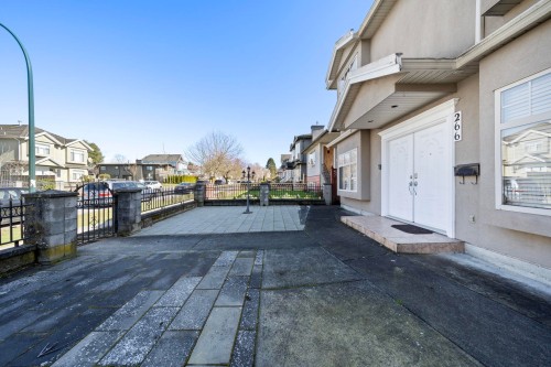 266 55Th Avenue E, Vancouver, BC 
