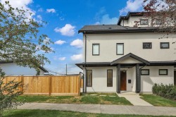 2-3695 26th Avenue E Vancouver, BC V5R 2M7