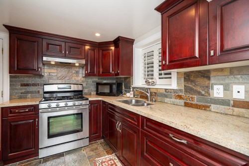 1562 62Nd Avenue W, Vancouver, BC 