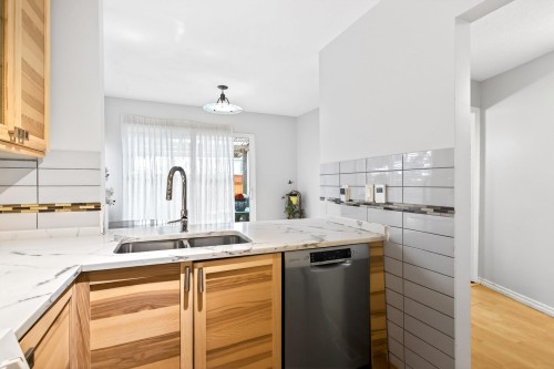 3005 Alderbrook Place, Coquitlam, BC 