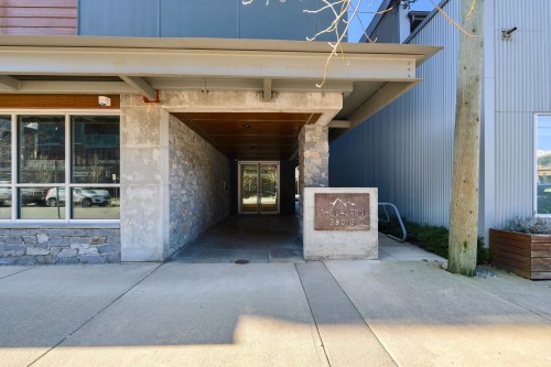 305-38013 Third Avenue, Squamish, BC 