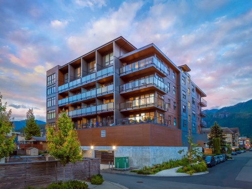305-38013 Third Avenue, Squamish, BC 