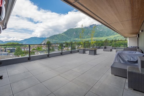 305-38013 Third Avenue, Squamish, BC 
