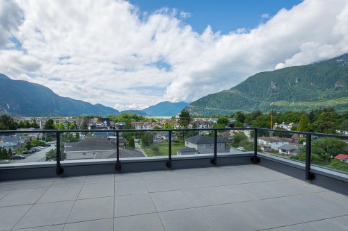 305-38013 Third Avenue, Squamish, BC 