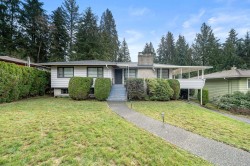 3990 Delbrook Avenue  North Vancouver, BC V7N 3Z8