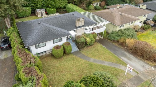 3990 Delbrook Avenue, North Vancouver, BC 