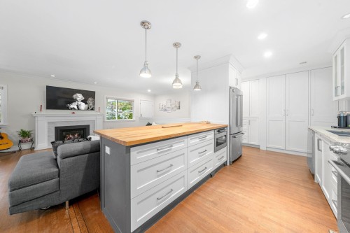 3990 Delbrook Avenue, North Vancouver, BC 