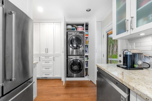 3990 Delbrook Avenue, North Vancouver, BC 