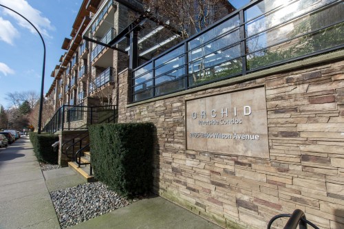 202-2495 Wilson Avenue  Port Coquitlam, BC V3C 0E4