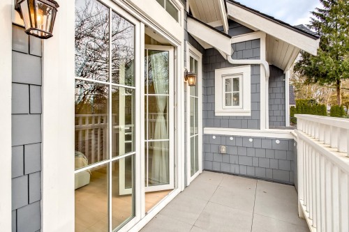 4089 19Th Avenue W, Vancouver, BC 