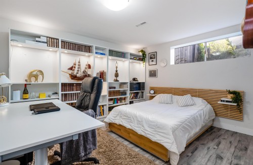 2317 Como Lake Avenue, Coquitlam, BC 