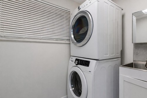 2317 Como Lake Avenue, Coquitlam, BC 