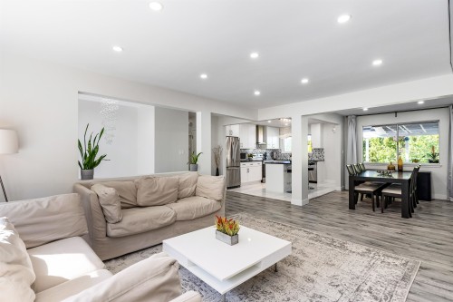 2317 Como Lake Avenue, Coquitlam, BC 