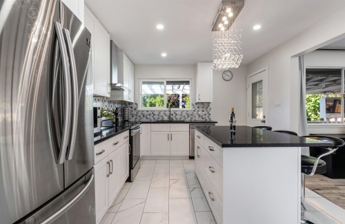 2317 Como Lake Avenue, Coquitlam, BC 