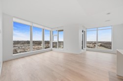 390X-680 Quayside Drive  New Westminster, BC V3M 0P2