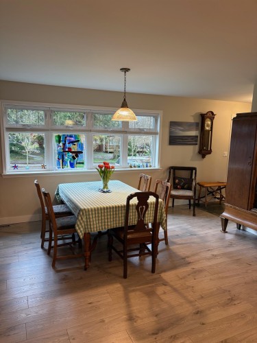 5702 Medusa Street, Sechelt, BC 