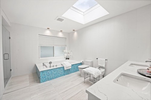 2135 Lawson Avenue, West Vancouver, BC 