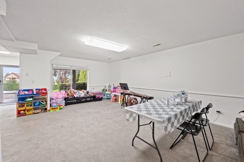 2135 Lawson Avenue, West Vancouver, BC 