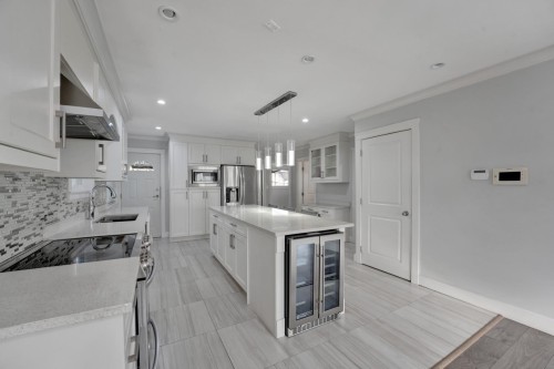 6805 Sherbrooke Street, Vancouver, BC 