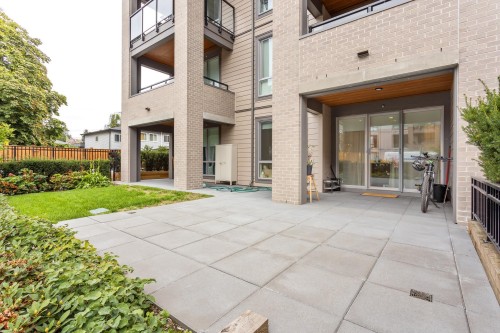 119-7588 16Th Street, Burnaby, BC 