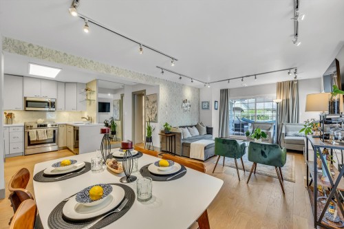 302-3461 Curle Avenue, Burnaby, BC 