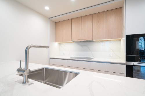 307-3963 Uplands Way, West Vancouver, BC 