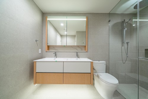 307-3963 Uplands Way, West Vancouver, BC 