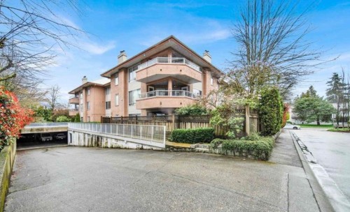 212-6939 Gilley Avenue  Burnaby, BC V5J 4W8